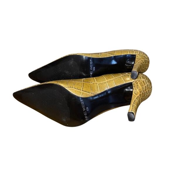 Nine West Snake Print Pointed Toe Pump Heels Size 6.5 Olive Green Career Office - Picture 5 of 6